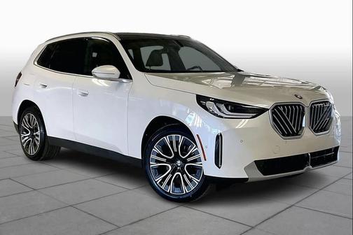 Mineral White Metallic 2026 BMW X3 30 xDrive