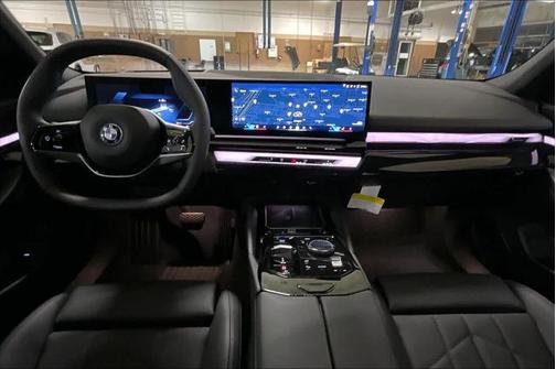 2024 BMW i5 eDrive40