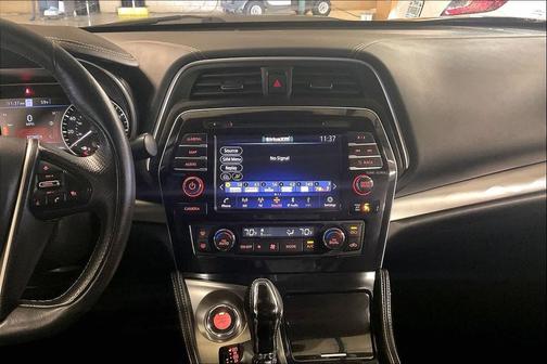 Gun Metallic 2021 Nissan Maxima 3.5 SV