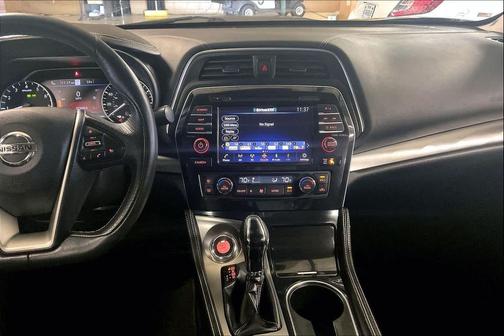 Gun Metallic 2021 Nissan Maxima 3.5 SV