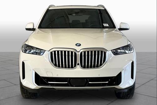 Alpine White 2025 BMW X5 PHEV xDrive50e