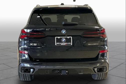 Black Sapphire Metallic 2026 BMW X5 PHEV xDrive50e