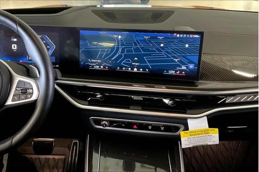 2025 BMW X5 M60i