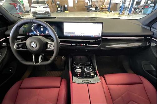 2025 BMW 530 i