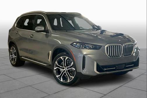 Skyscraper Grey Metallic 2026 BMW X5 sDrive40i