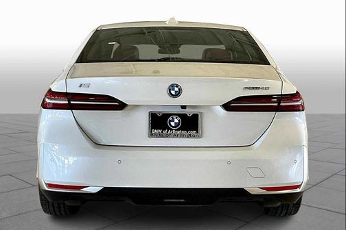 2026 BMW i5 eDrive40