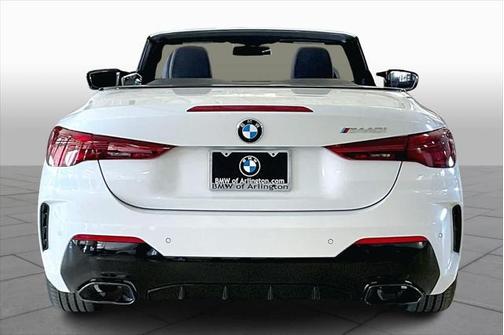 2025 BMW M440 i