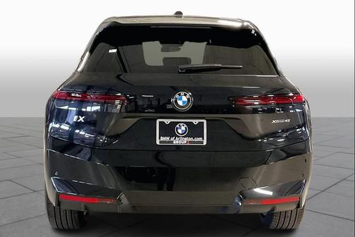 2026 BMW iX xDrive45