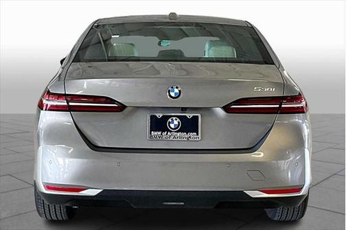 2025 BMW 530 i