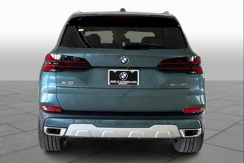 2026 BMW X5 sDrive40i