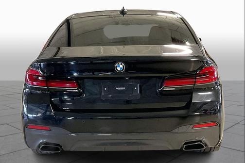 2021 BMW 530 530i