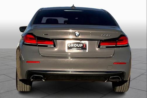 2022 BMW 530 i xDrive