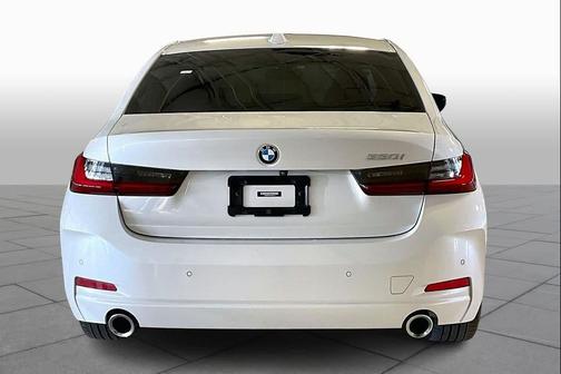 2023 BMW 330 330i