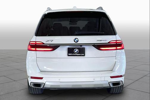 Alpine White 2026 BMW X7 xDrive40i