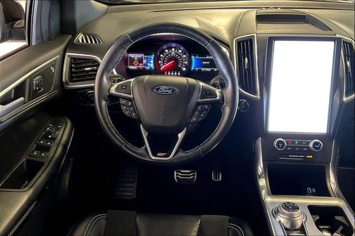2021 Ford Edge ST