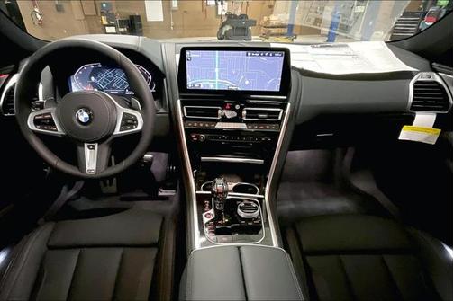 2025 BMW 840 i