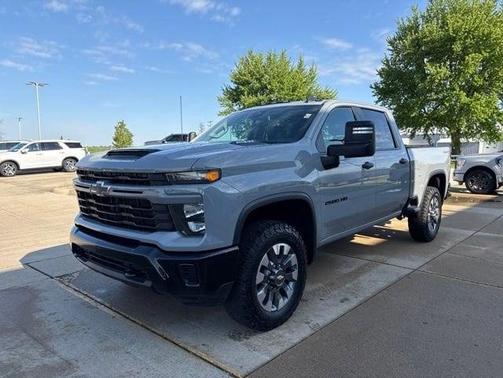 Slate Gray Metallic 2024 Chevrolet Silverado 2500 Custom