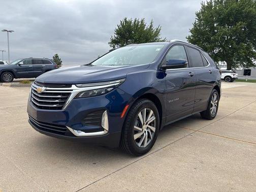 Blue Glow Metallic 2023 Chevrolet Equinox Premier