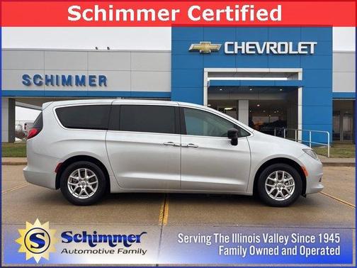 2024 Chrysler Voyager LX