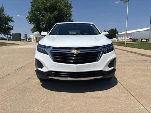 Summit White 2024 Chevrolet Equinox LT