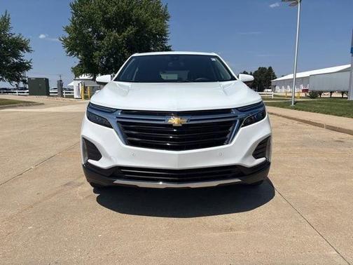 Summit White 2024 Chevrolet Equinox LT