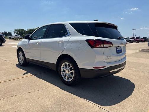 Summit White 2024 Chevrolet Equinox LT