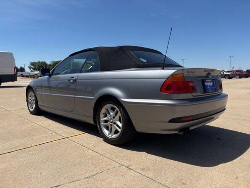 Gray 2004 BMW 325 Ci
