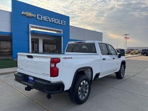 2025 Chevrolet Silverado 2500 Custom