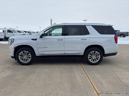 2021 GMC Yukon SLT