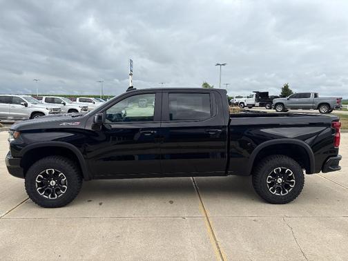 2025 Chevrolet Silverado 1500 ZR2