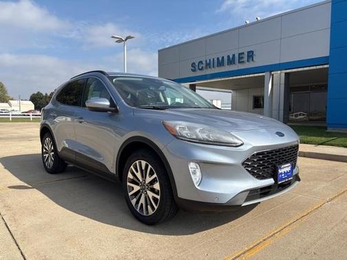 2022 Ford Escape Titanium
