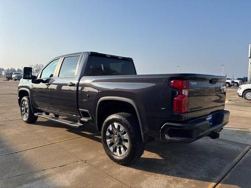2024 Chevrolet Silverado 2500 Custom