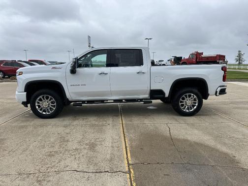 2025 Chevrolet Silverado 3500 LTZ