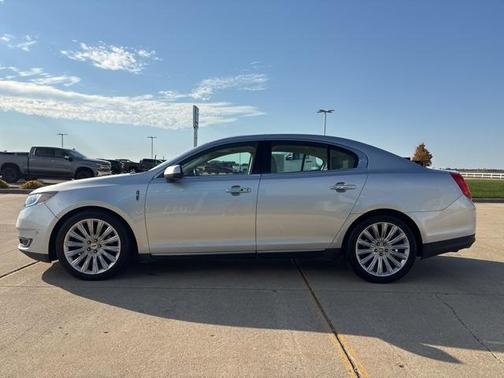 2013 Lincoln MKS Base