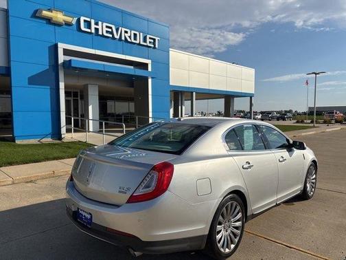 2013 Lincoln MKS Base