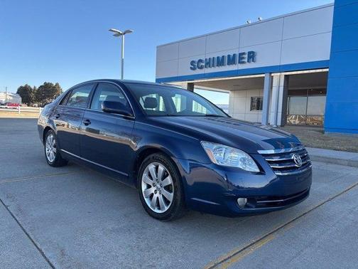 2005 Toyota Avalon XL