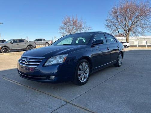 2005 Toyota Avalon XL