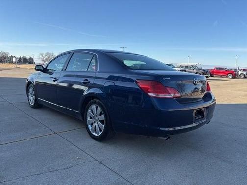 2005 Toyota Avalon XL
