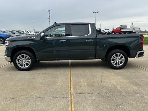 2025 Chevrolet Silverado 1500 LTZ