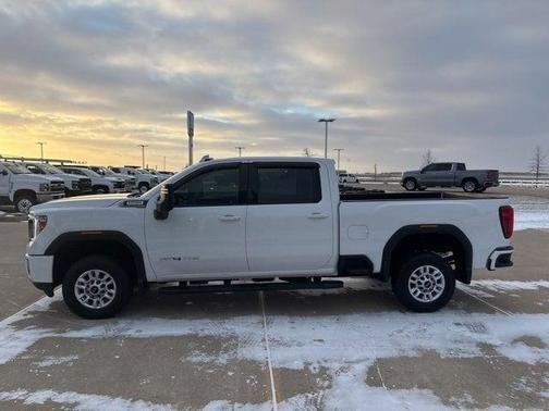 2021 GMC Sierra 2500 AT4