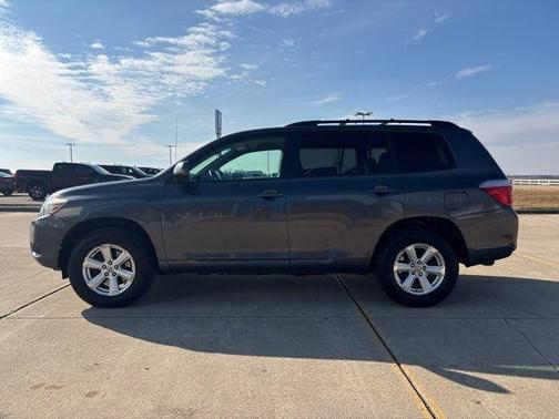 2010 Toyota Highlander Base