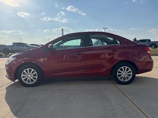 2017 Chevrolet Sonic LT