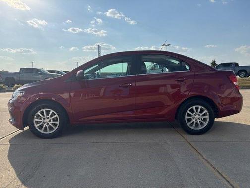 2017 Chevrolet Sonic LT
