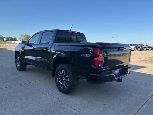 Black 2026 Chevrolet Colorado Z71
