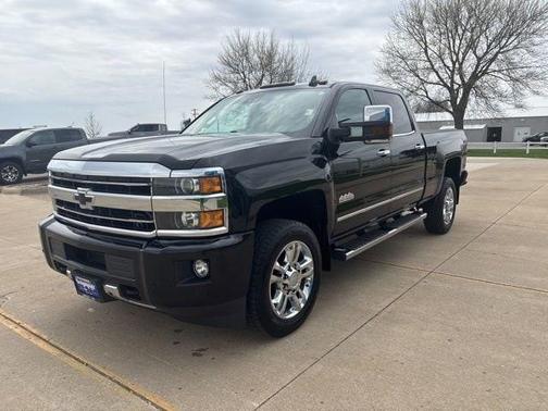 Black 2019 Chevrolet Silverado 2500 High Country