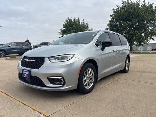 Silver 2024 Chrysler Pacifica Touring-L
