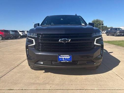 Dark Ash Metallic 2023 Chevrolet Suburban RST