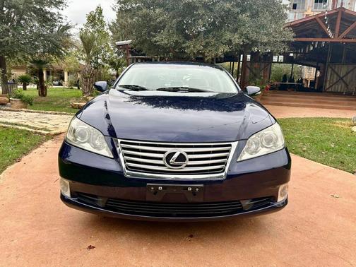 2011 Lexus ES 350 Base