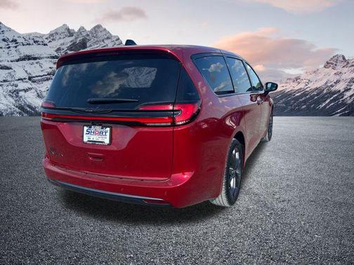 2026 Chrysler Pacifica L