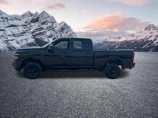 2025 RAM 2500 Tradesman Crew Cab 4x4 6'4' Box